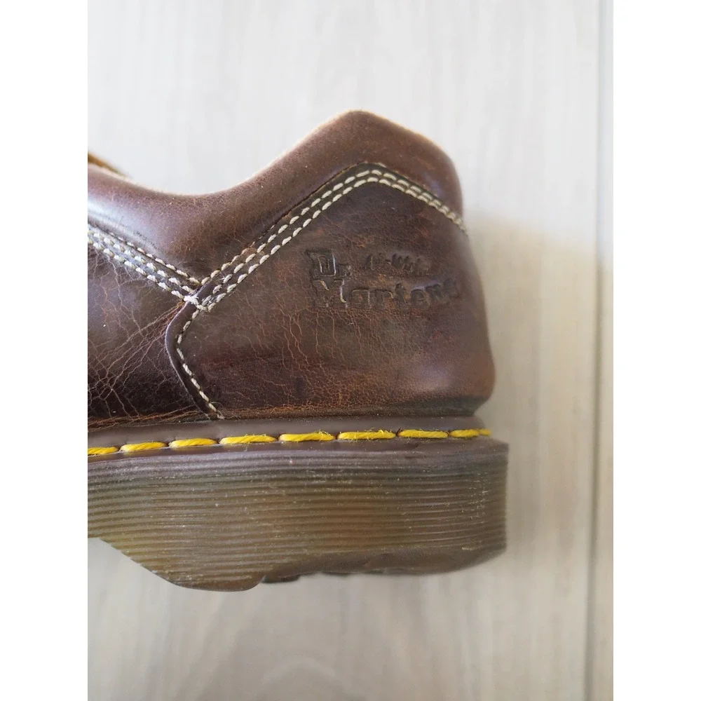 Dr. Martens 10940 Brown Leather Low Top Shoes Grunge Men 10 Good Chunky Sole